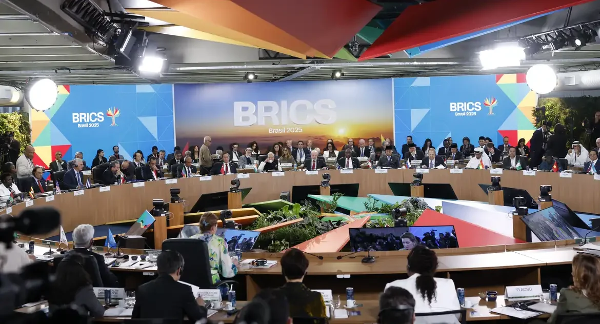 BRICS lança parceria para eliminar doenças socialmente determinadas em declaração final da Cúpula