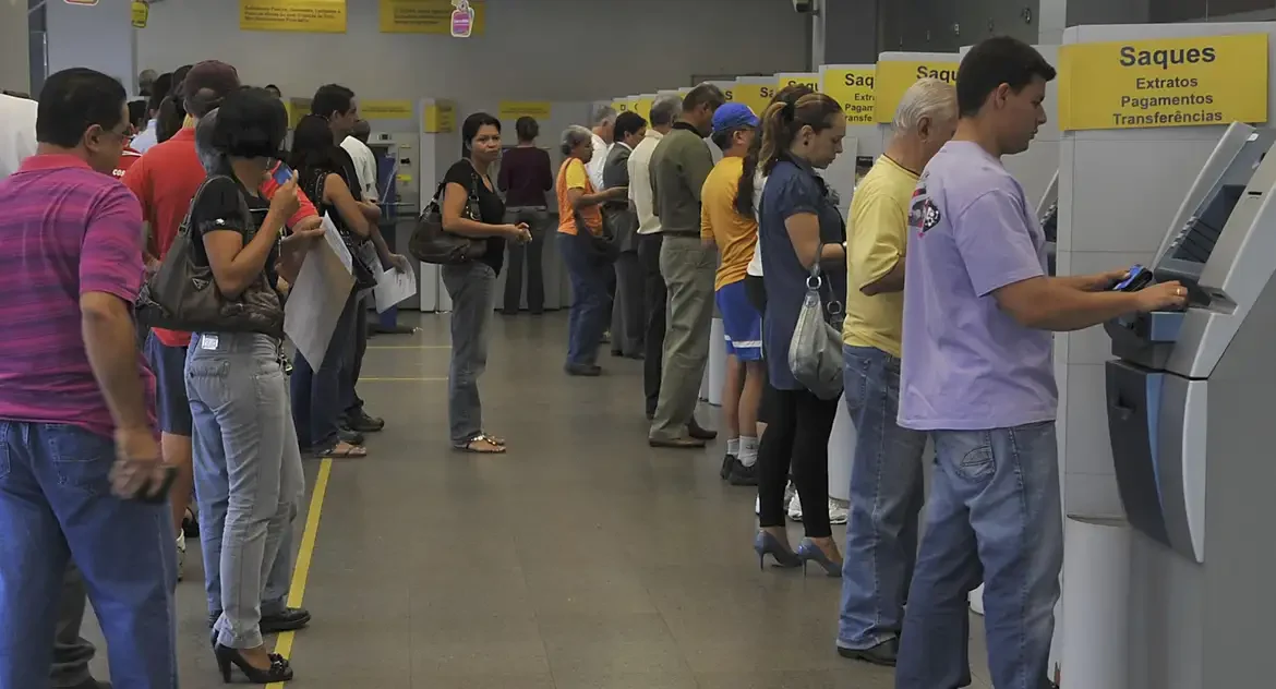 Ataque hacker desvia milhões de contas do Banco Central para corretoras de criptomoedas, diz C&M Software