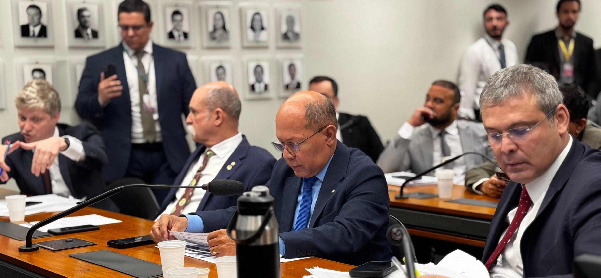 Coronel Chrisóstomo cobra PF sobre fraudes no INSS e sindicato ligado a irmão de Lula