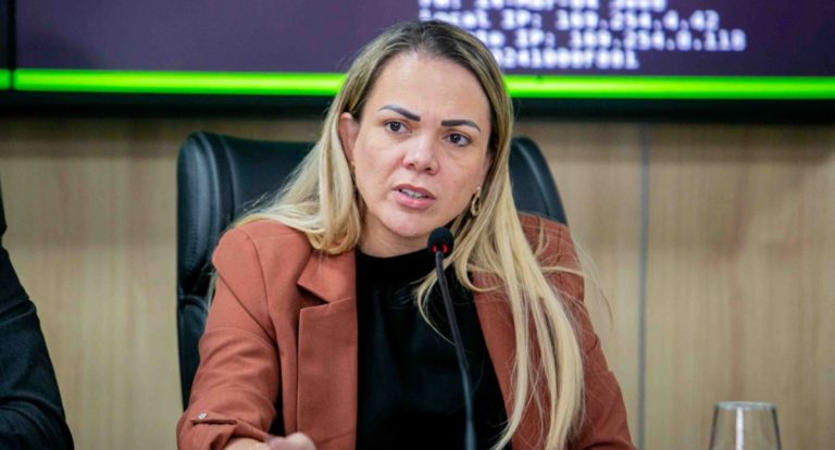 Ação da Deputada Cláudia de Jesus consegue prorrogar Censo Previdenciário de Rondônia - News Rondônia