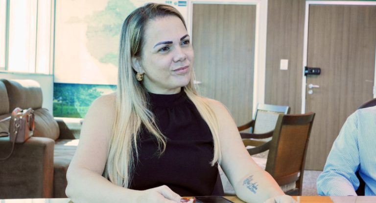Deputada Cláudia de Jesus solicita execução da lei que garante ala separada para mães em luto gestacional - News Rondônia
