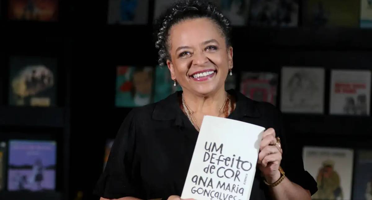 ABL eleje Ana Maria Gonçalves, primeira mulher negra a virar imortal