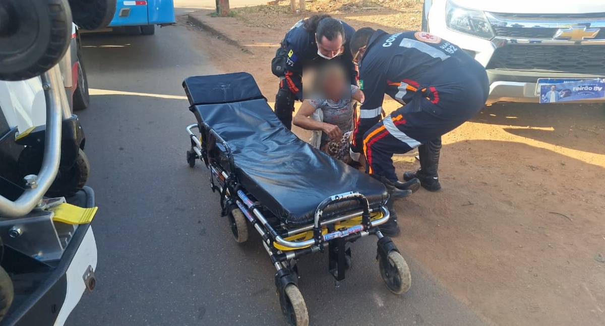 Acidente na Avenida Guaporé deixa idosa ferida em Porto Velho