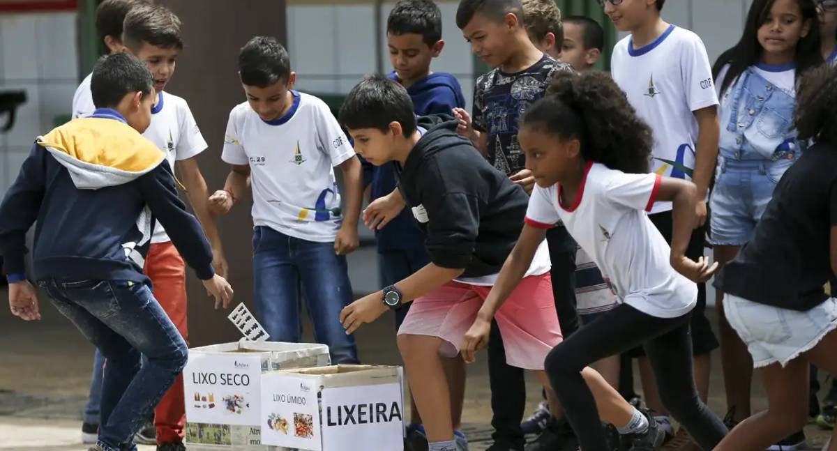 Ações humanitárias evitam separação familiar de 1.200 crianças e adolescentes no Brasil