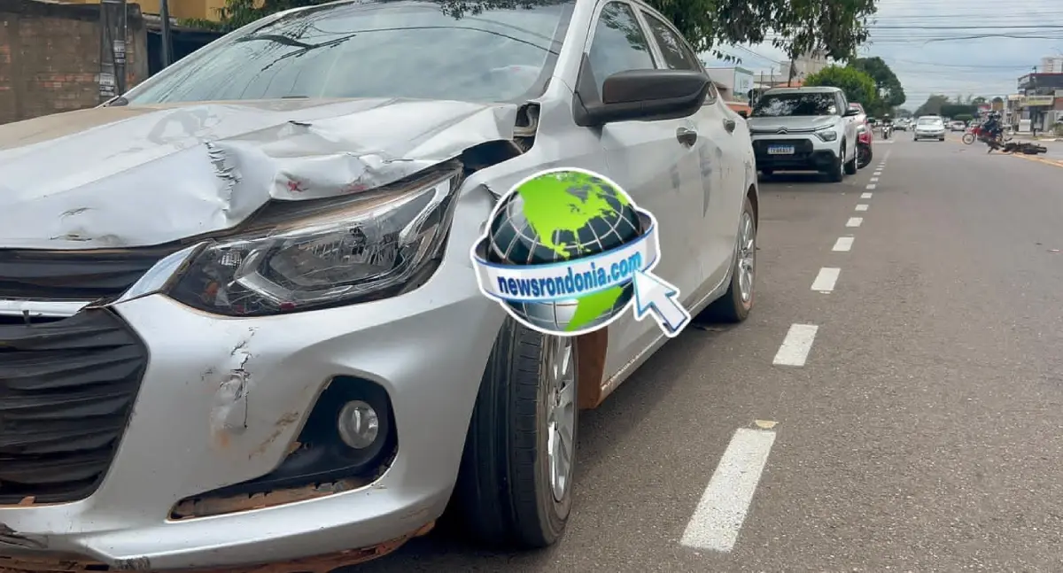 Carro avança preferencial e causa grave acidente com motociclista no centro de Porto Velho