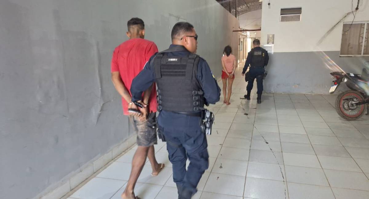 Casal é preso após roubo de celular em Candeias do Jamari
