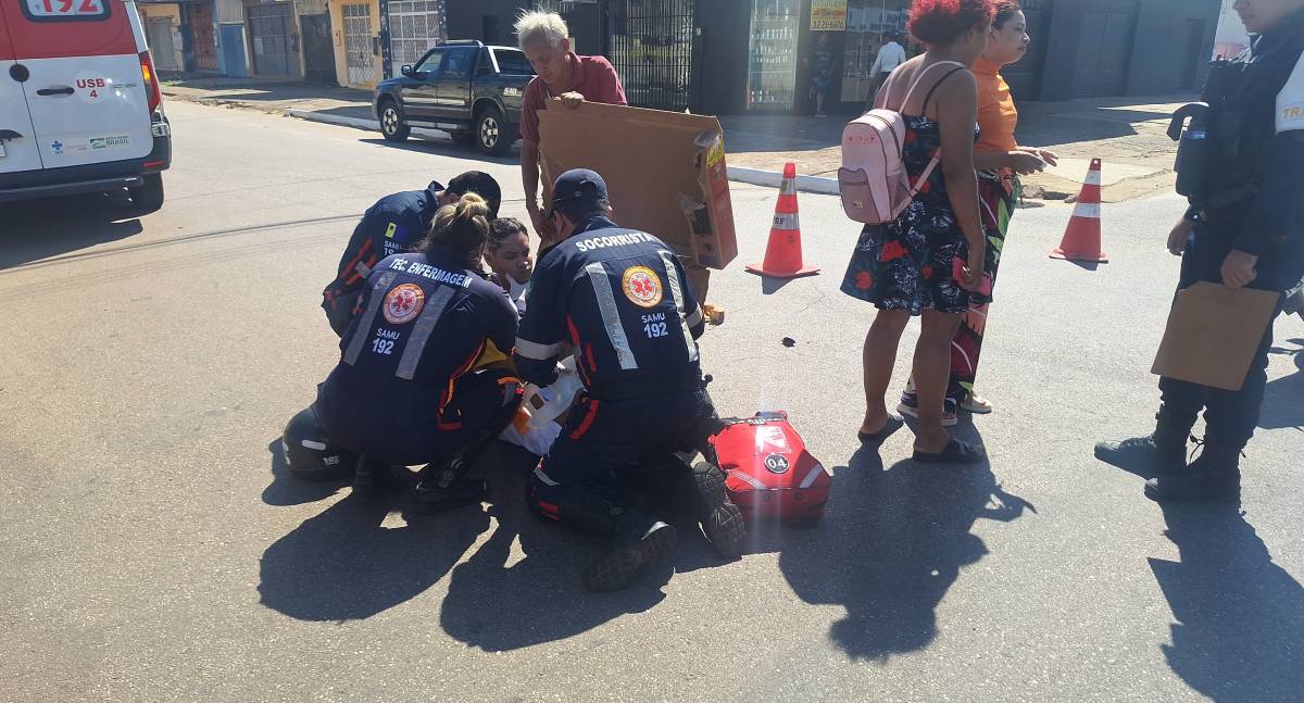 Colisão entre moto e caminhonete deixa motociclista feriado em Porto Velho