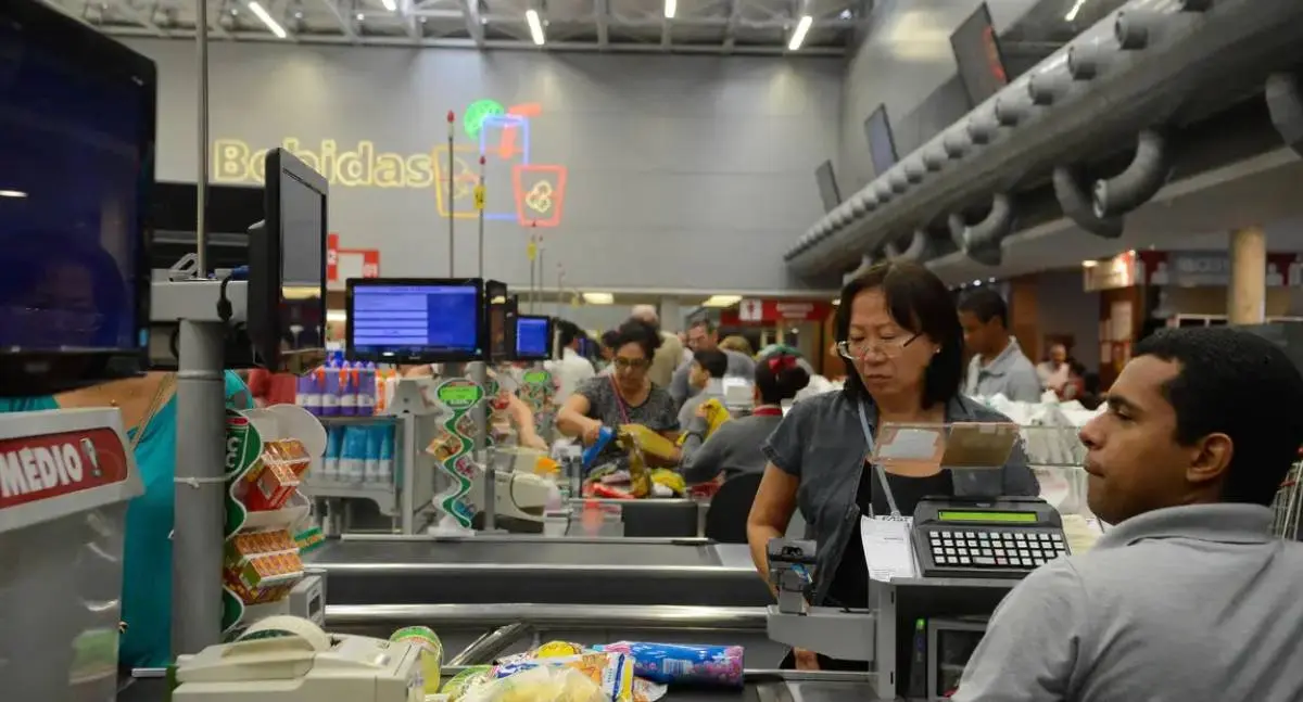 Consumo dos brasileiros atinge alta de 2,63% no primeiro semestre de 2025