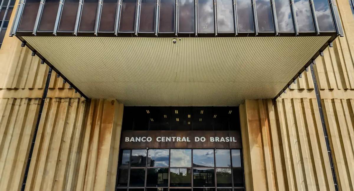 Copom decide hoje sobre a pausa no ciclo de alta da Taxa Selic
