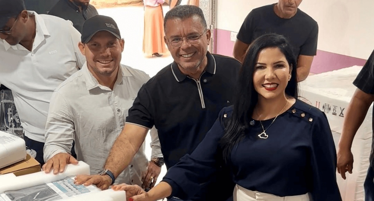 Cristiane Lopes entrega equipamentos a 9 UBSs de Nova Mamoré com investimento de R$ 430 mil