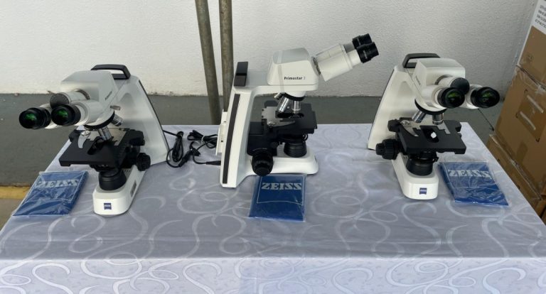 Entrega de 34 novos microscópios reforça a rede de diagnóstico laboratorial em Porto Velho