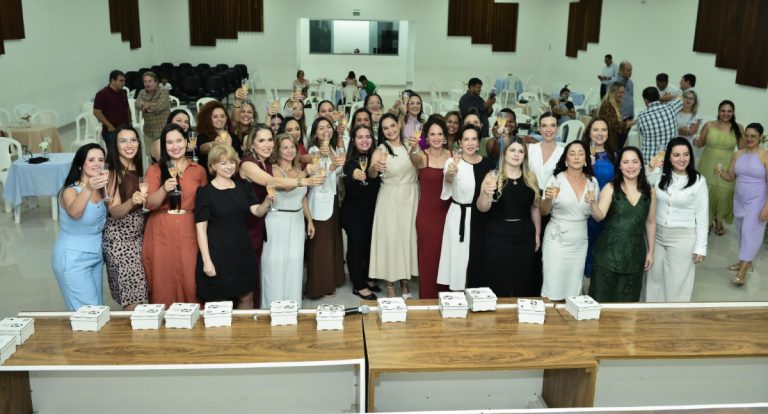FACER e CMEC Rondônia empossam Rosieli Chiaratto e 33 mulheres no CMEC Ariquemes