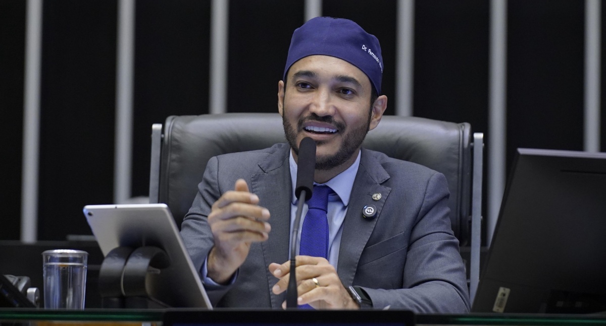 Fernando Máximo propõe acesso gratuito ao Mounjaro pelo SUS para tratar obesidade e diabetes tipo 2