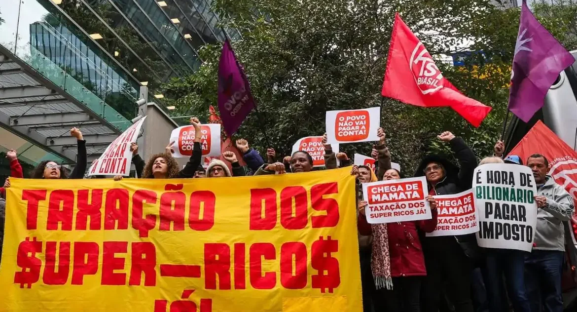 Mais de 70 entidades lançam plebiscito popular e defendem taxação de super-ricos e fim de supersalários