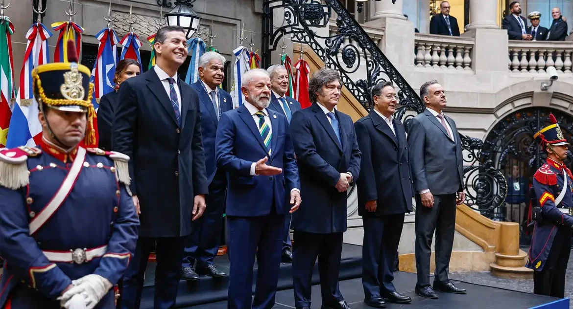 Brasil assume presidência do Mercosul com foco em ampliação comercial, transição energética e combate ao crime organizado