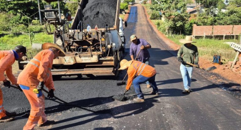 Governo de RO asfalta mais de 2 km de ruas e impulsiona o desenvolvimento em Santa Luzia d’Oeste - News Rondônia
