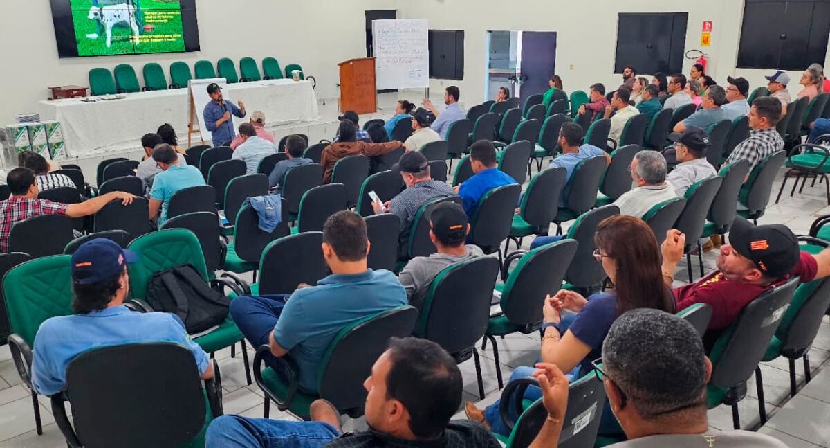 Governo de Rondônia capacita técnicos em manejo de gado leiteiro com foco em tecnologia e sustentabilidade