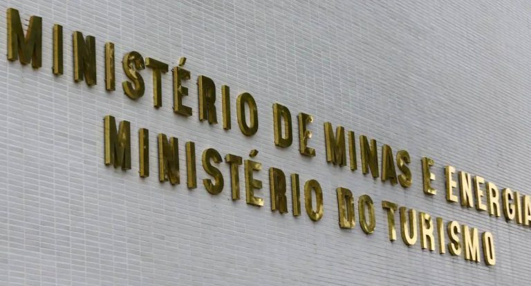 Governo garantirá Gás de Cozinha gratuito para 17 milhões de famílias
