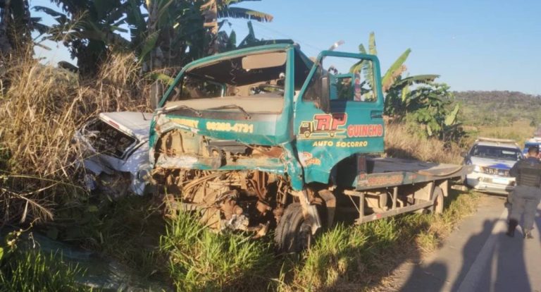 Grave acidente na linha 603 envolvendo cinco veículos deixa vítimas feridas, em RO