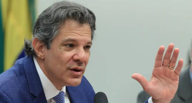 Haddad: Governo tem plano para socorrer setores afetados por Tarifaço dos EUA
