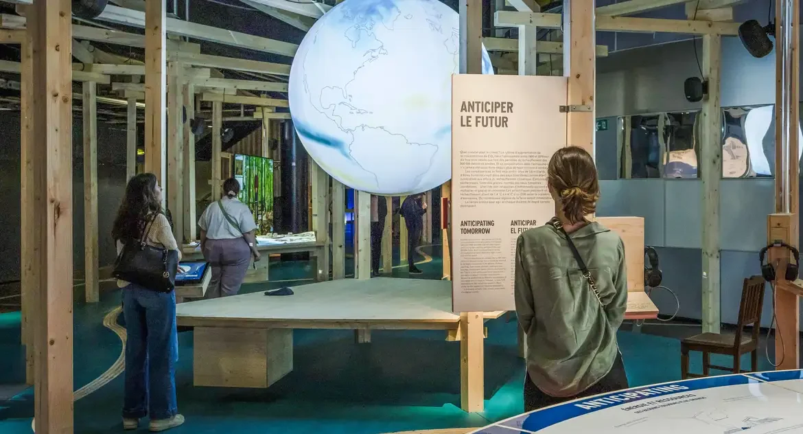 Exposição em Paris revela o lado oculto da Inteligência Artificial e chega ao Brasil em novembro