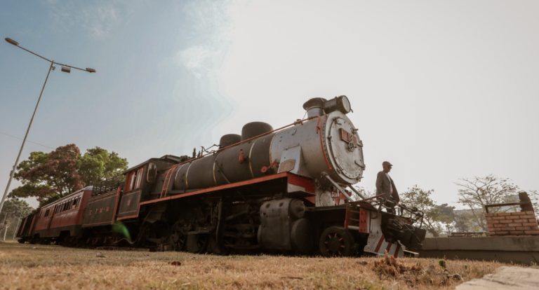 Locomotiva feita por alemães há quase 90 anos será restaurada em Porto Velho - News Rondônia