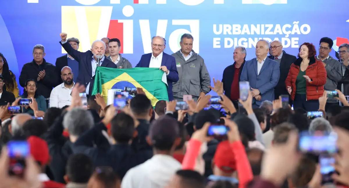 Lula anuncia R$ 4,67 bilhões para urbanização de favelas pelo Novo PAC Seleções 2025
