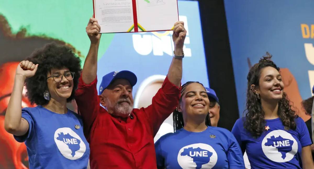 Lula anuncia taxação de Big Techs Americanas em resposta a Tarifas de Trump