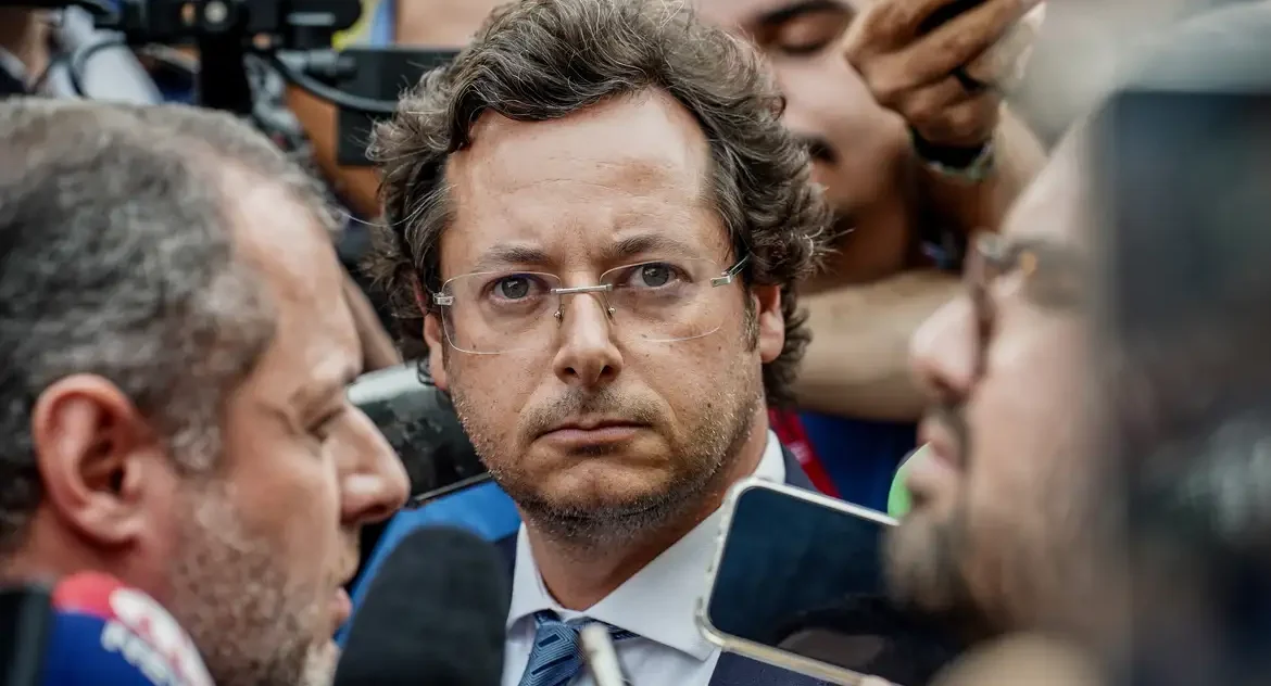 PF ouve advogados e ex-assessor de Bolsonaro em inquérito sobre obstrução de investigação golpista