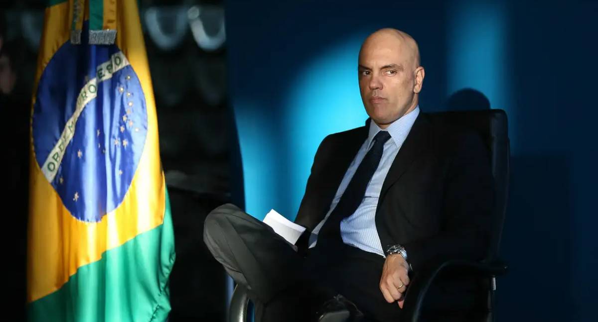 Moraes aponta "Confissão Flagrante" de Bolsonaro em obstrução de Justiça