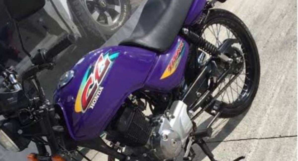 Motocicleta é furtada em estacionamento de Farmácia na Marechal Rondon