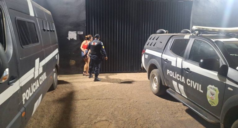 Mulher com tornozeleira eletrônica e mandado de prisão é detida em Porto Velho