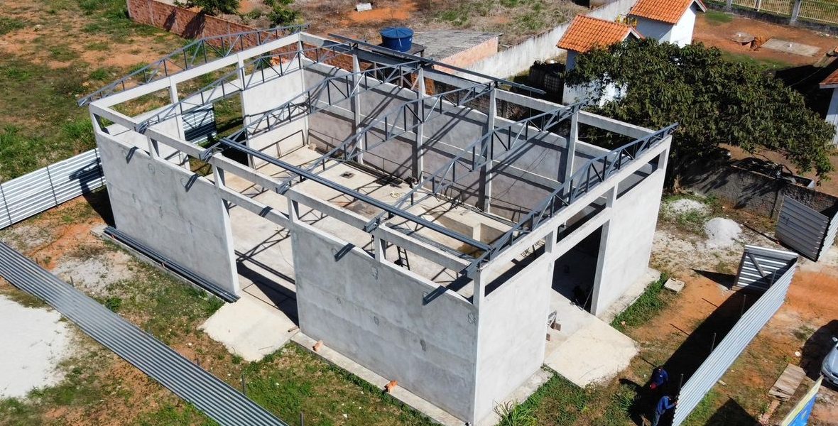Obras da fábrica de bloquetes são retomadas em Nova Califórnia após atuação de Márcio Pacele