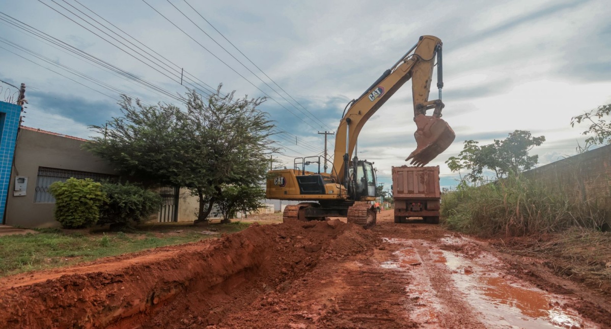 Obras na rua Capão da Canoa serão retomadas na próxima semana com avanço da drenagem e pavimentação