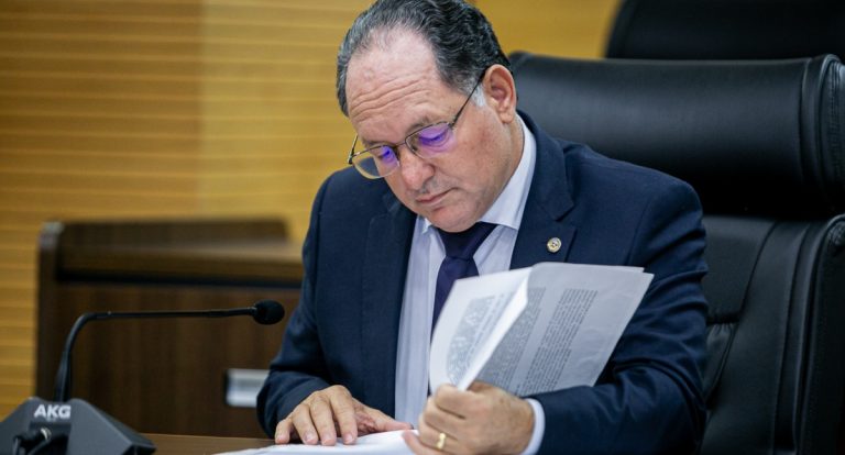Pedro Fernandes cobra reforço no Centro de Diálise de Ariquemes e alerta para risco de colapso