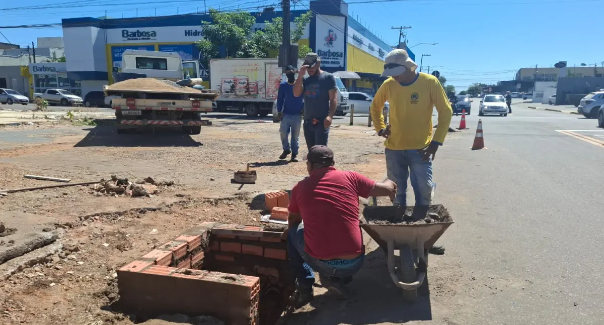 Prefeitura de Porto Velho restaura bueiro no cruzamento da Abunã com João Goulart