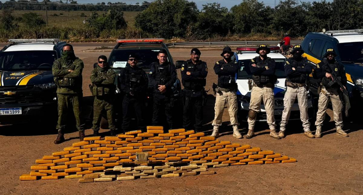 PRF apreende quase 150 kg de drogas em operação de tráfico em Jaci Paraná