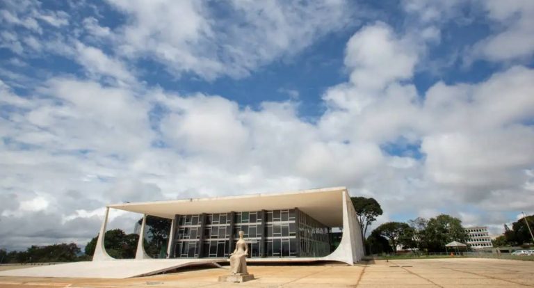 tenente-coronel-nega-recebimento-de-dinheiro-de-mauro-cid