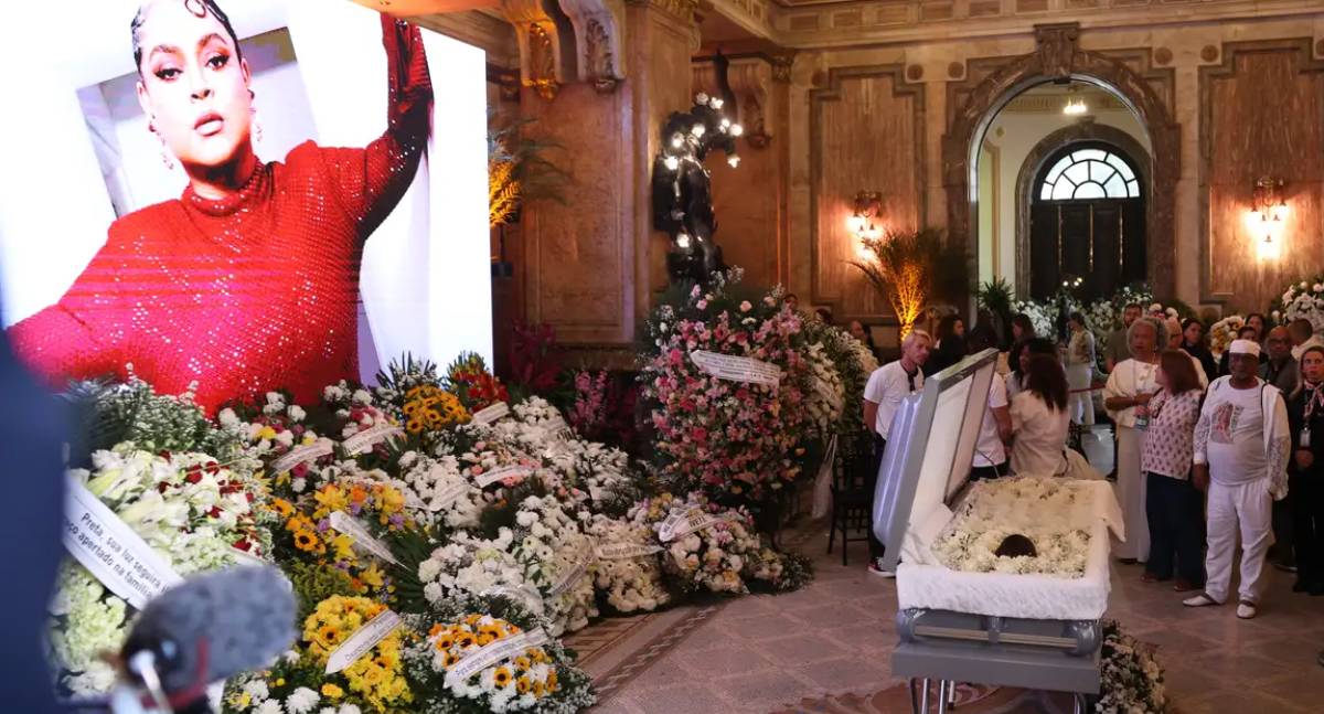 Velório de Preta Gil: centenas de fãs se despedem no Rio