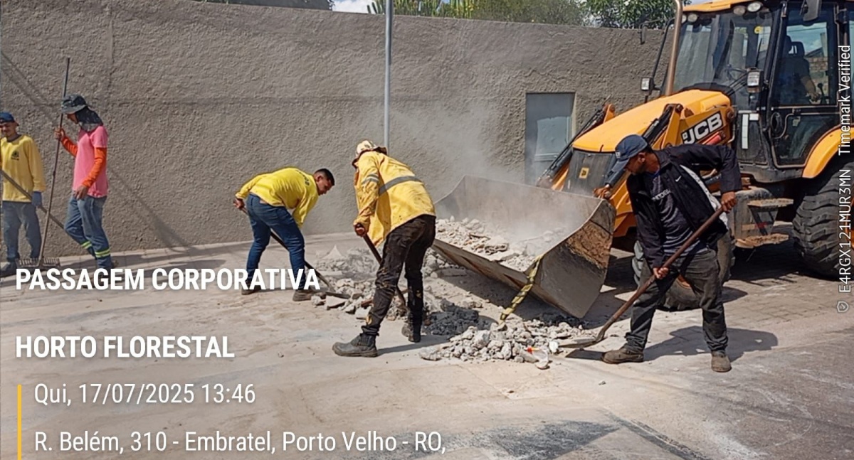 Vereador Pedro Geovar garante manutenção de bueiros no bairro Embratel após pedido à Semusb