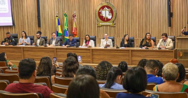 Amamentação reduz mortalidade infantil e risco de câncer de mama, reforça evento no MPRO - News Rondônia
