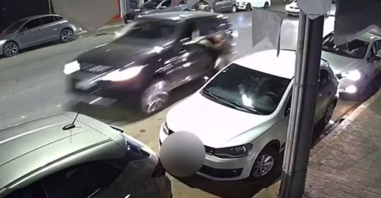 Homem é arrastado por Land Rover durante briga por vaga de estacionamento em Patos de Minas - News Rondônia
