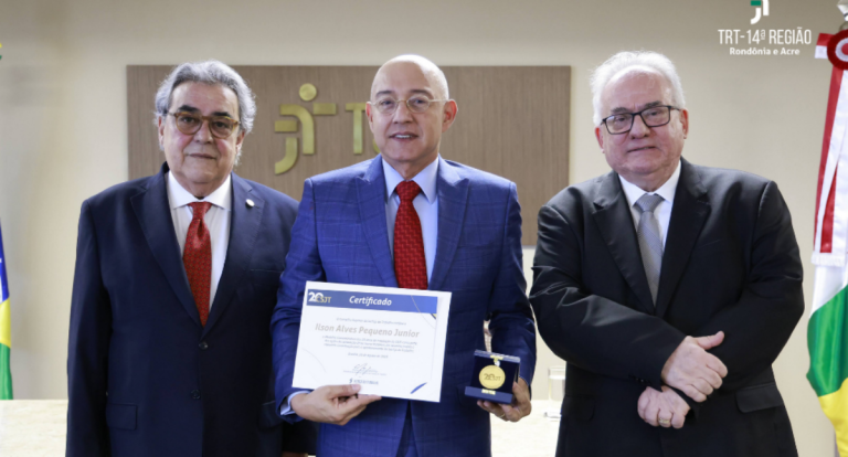 Presidente do TRT-14 recebe medalha nos 20 anos do Conselho Superior da Justiça do Trabalho - News Rondônia