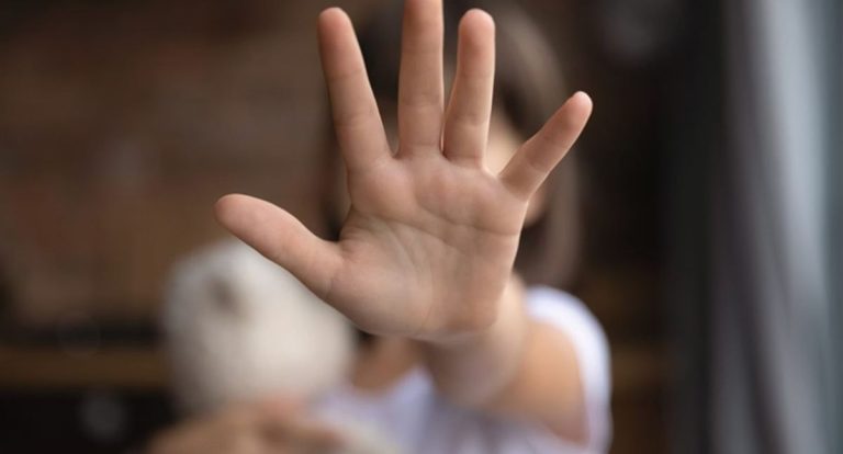 Professor é investigado por assédio sexual contra alunas - News Rondônia