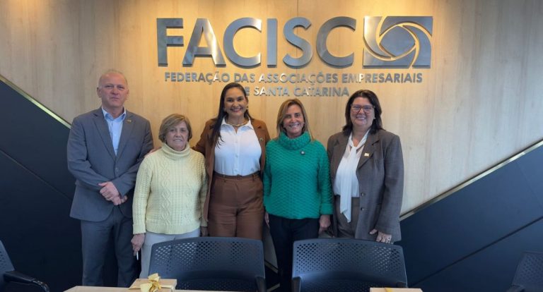 Rondônia fortalece protagonismo feminino em reunião nacional do CMEC em Santa Catarina - News Rondônia