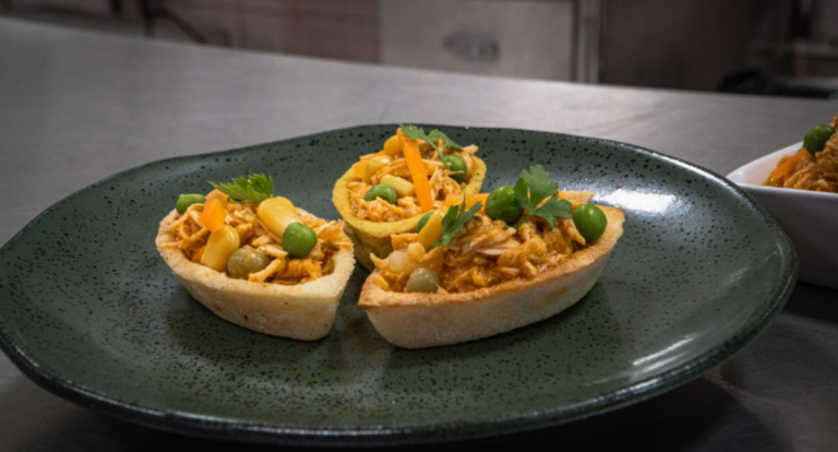 Sabor de Rondônia: Galinha Picante e artesanato regional brilham no 9º Salão do Turismo - News Rondônia
