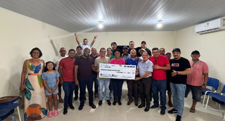 Sílvia Cristina entrega R$ 100 mil para Comunidade Terapêutica Cordatus em Guajará-Mirim - News Rondônia