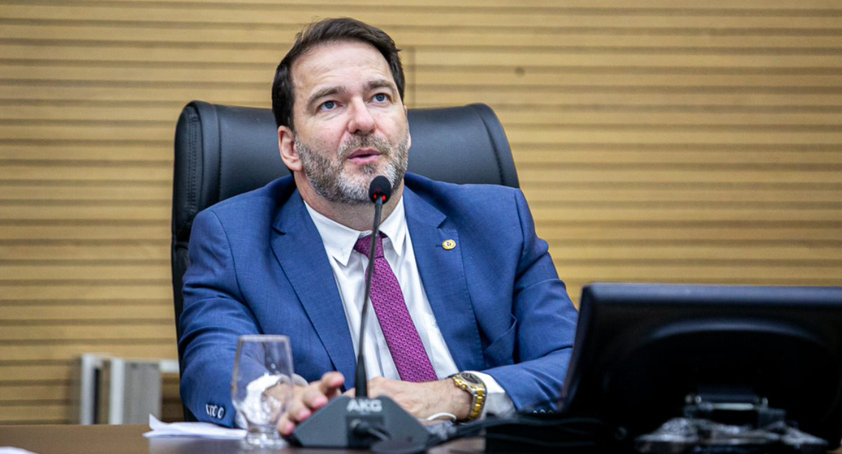 Alex Redano solicita pavimentação da Estrada de Ferro Madeira-Mármore em Porto Velho