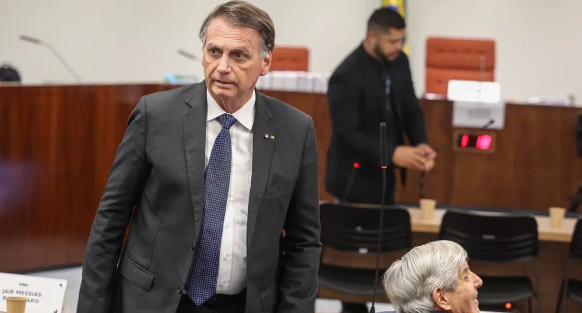 Bolsonaro recorre de prisão domiciliar decretada por Moraes