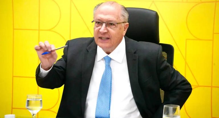 Brasil aciona Lei da Reciprocidade em resposta a tarifas dos EUA